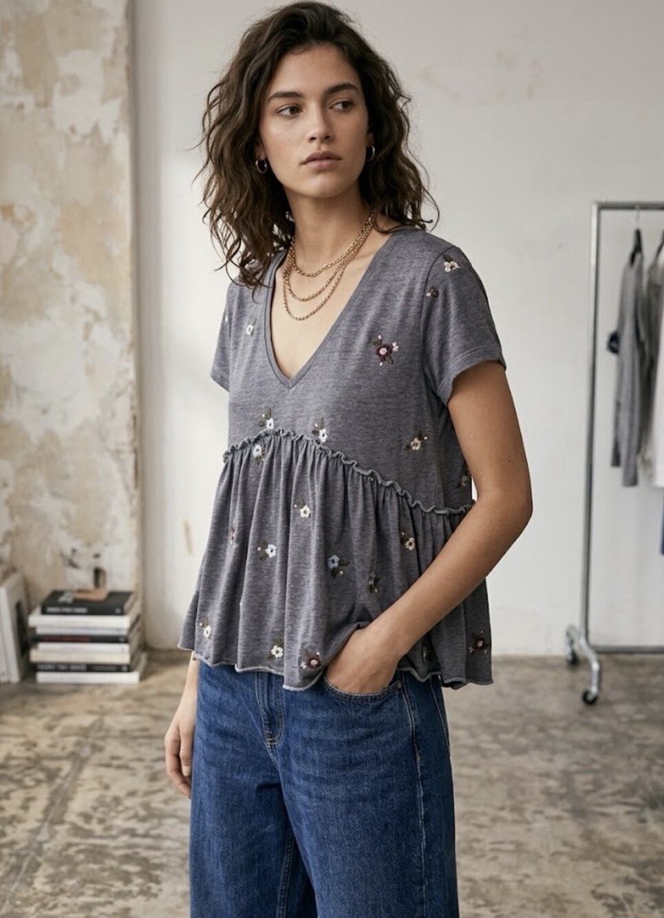 Altar’d State Women’s Gray Floral Embroidered Babydoll Top Cottagecore Boho S